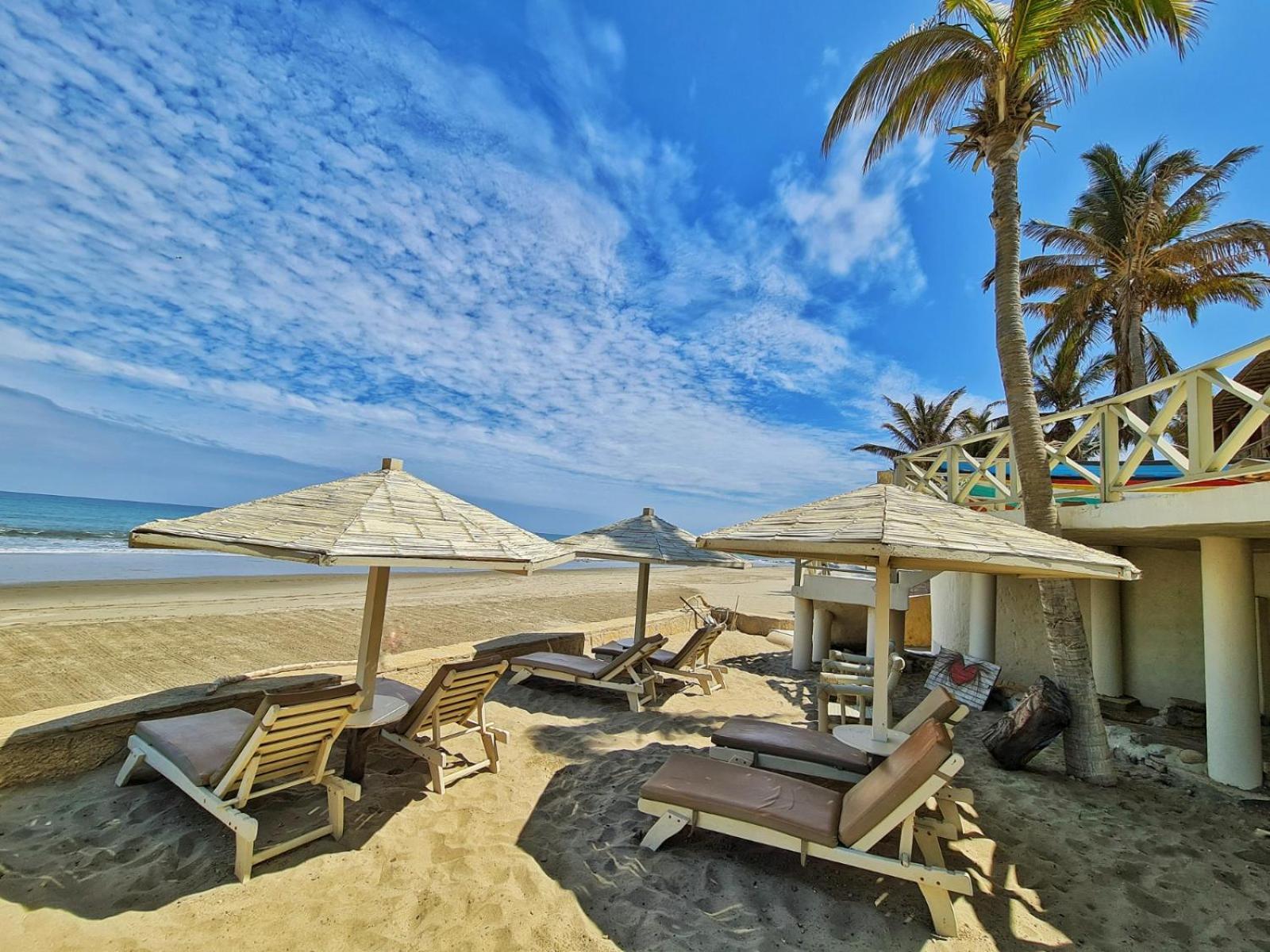 Mancora Beach Hotel (Adults Only) Экстерьер фото