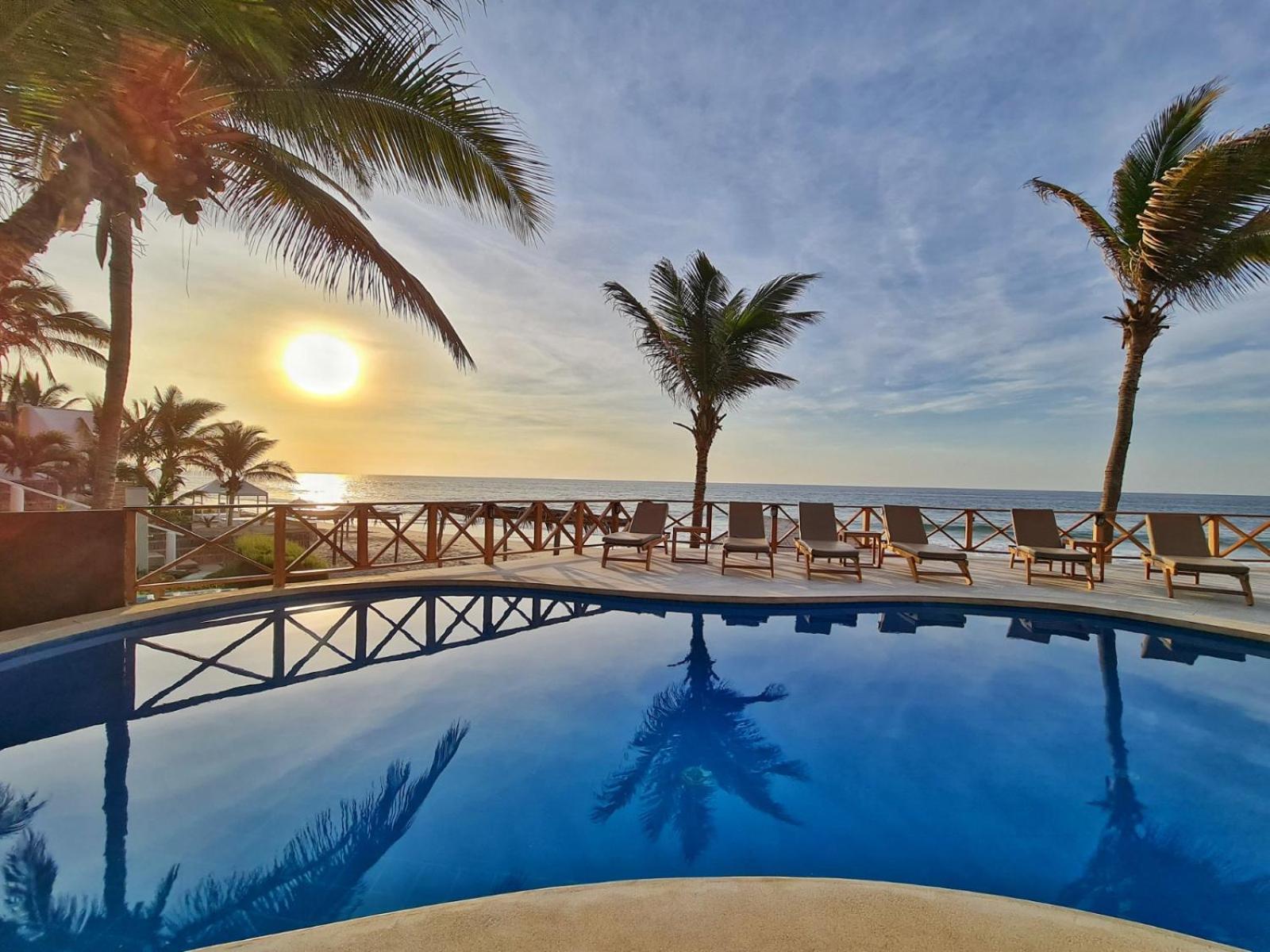 Mancora Beach Hotel (Adults Only) Экстерьер фото