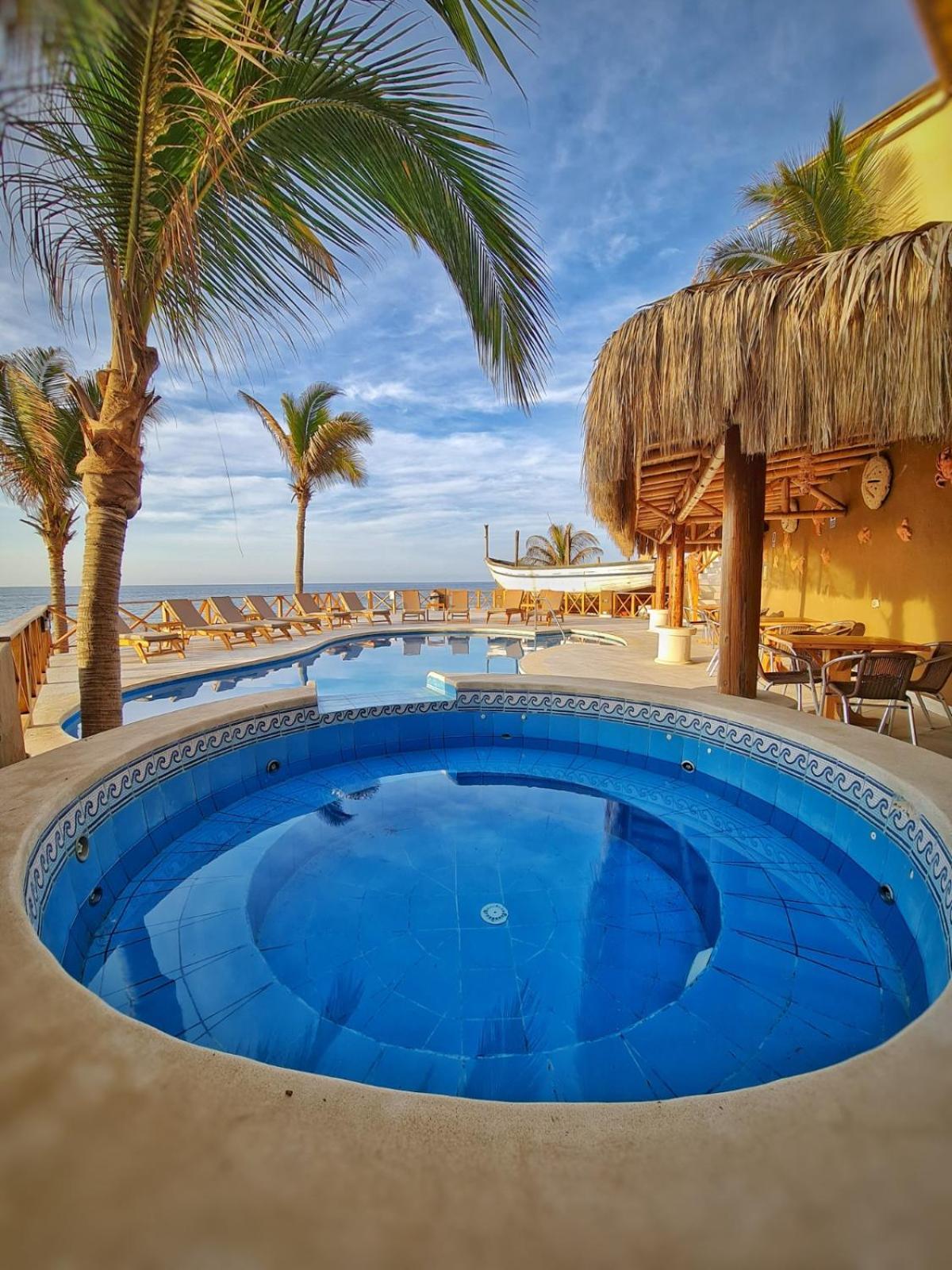 Mancora Beach Hotel (Adults Only) Экстерьер фото
